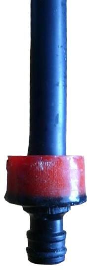 Collage � l'araldite de l'aqueduc sur la tuy�re gardenna